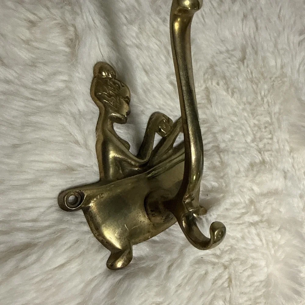 Vintage Brass Wall Hook Woman Bathtub Gold Bathroom Bathe Hollywood Regency Deco